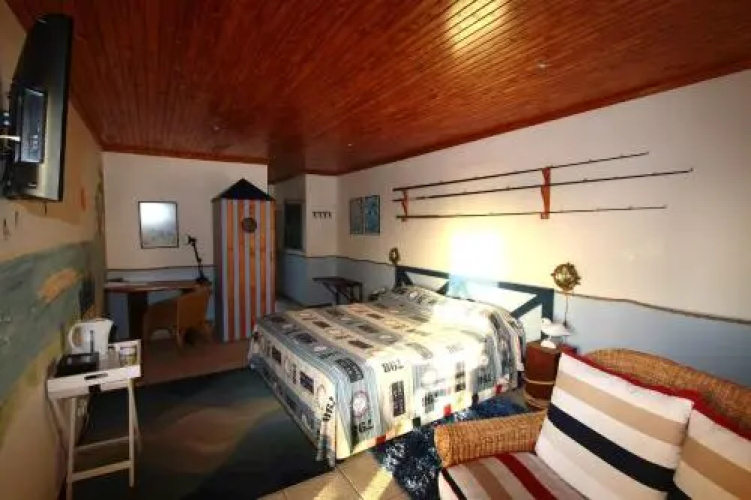 Lagoon Lodge