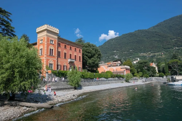 Family Apartment with lake view