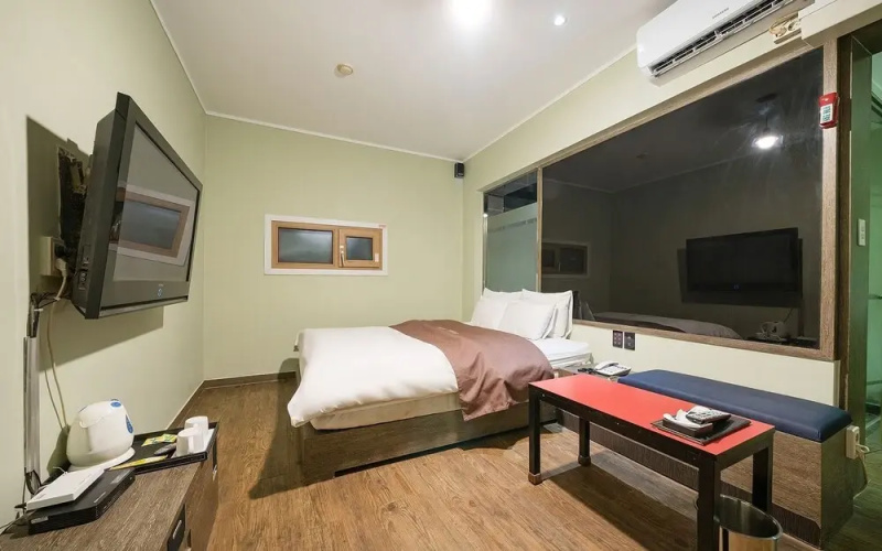 Incheon (Dongam) Red Dragonfly Hotel