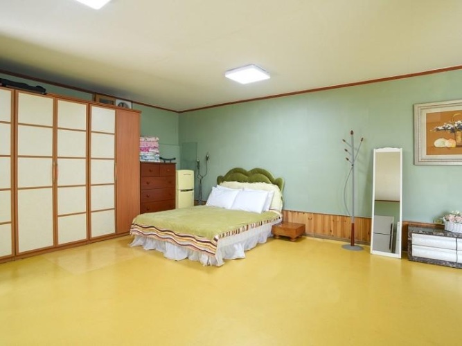 Deluxe Family room