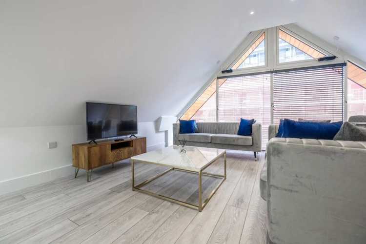 Mbasy Serviced Apartments Camberley
