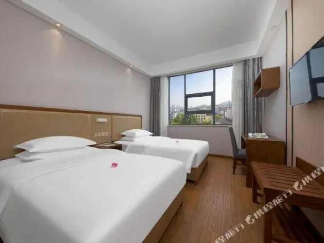 Standard room with view