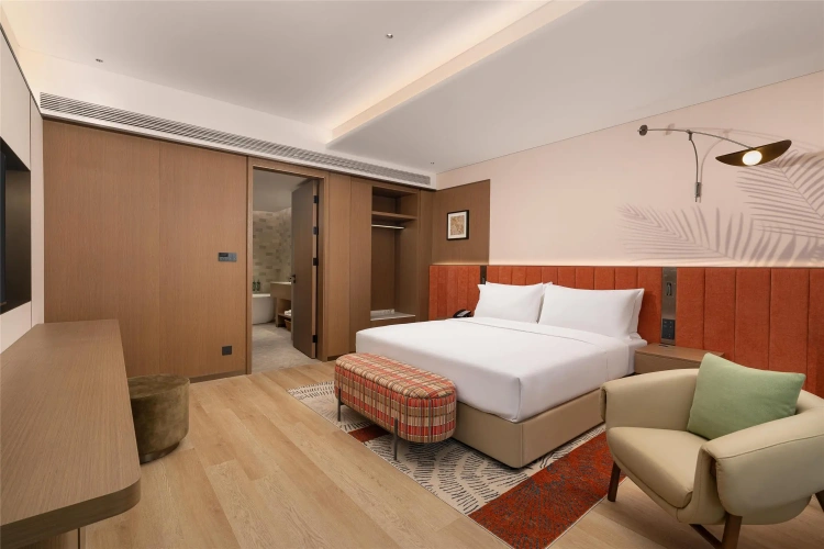 Deluxe Suite