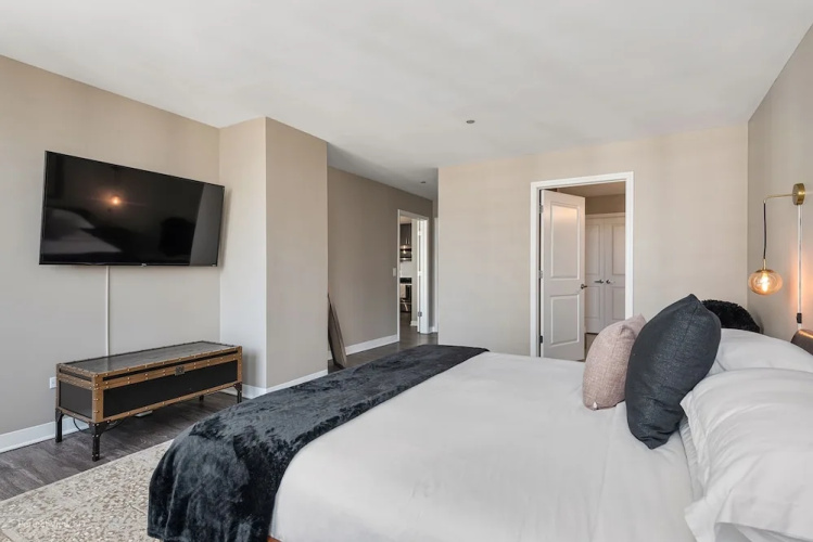 Downtown Group Ideal 2 Luxury Units Iconic Views