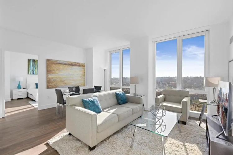 2 Bedrooms Luxury Apartment