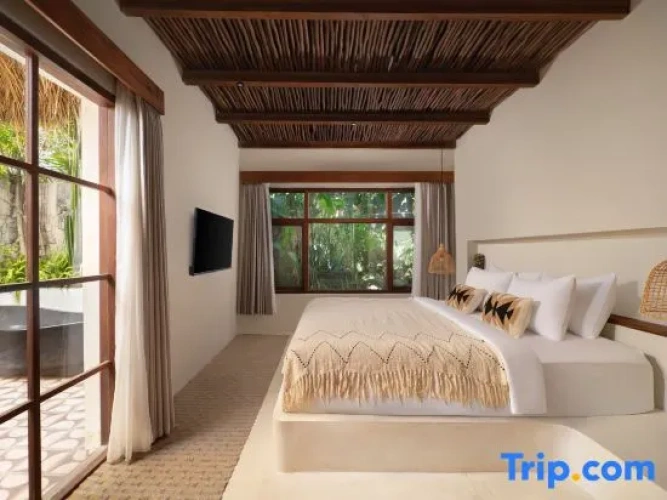 3 Bedrooms Villa