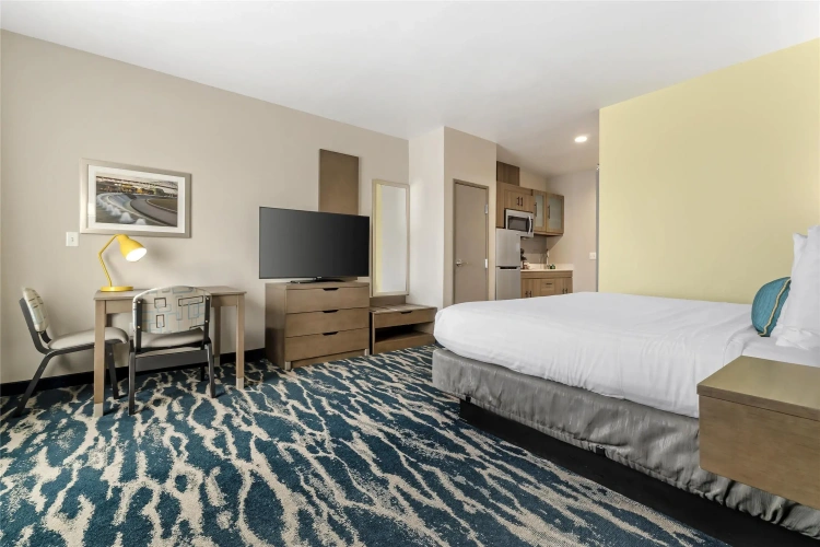 Standard Double room with bay view
