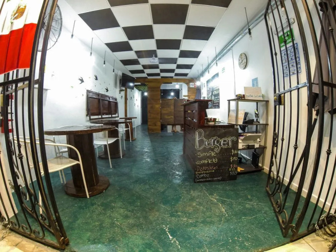 Hostal La Cueva - Hostel