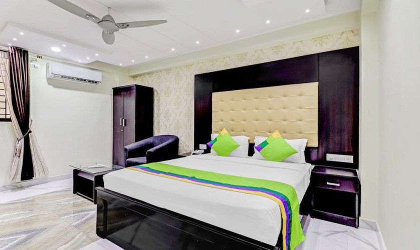 Premium room