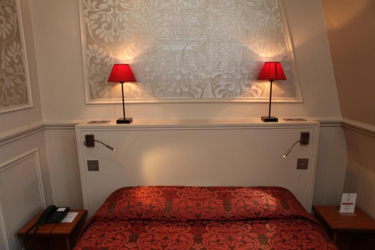 Standard Single room