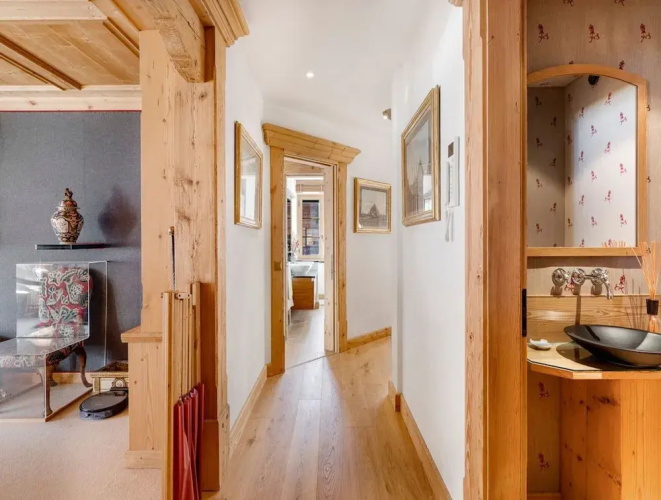 Beautiful Alpine Luxury Flat in Rougemont