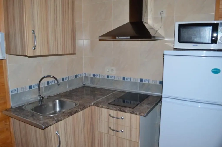 1 Bedroom Bungalow with mountain view