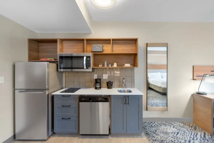 Double Suite with mountain view