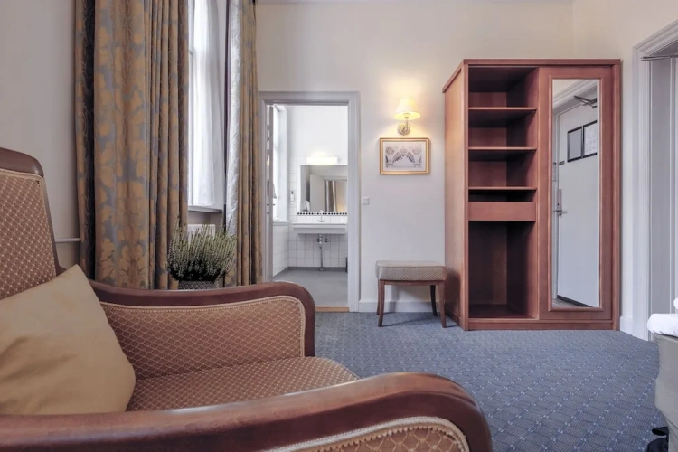 Standard Single room