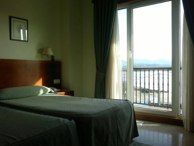 Hotel Bahia Bayona