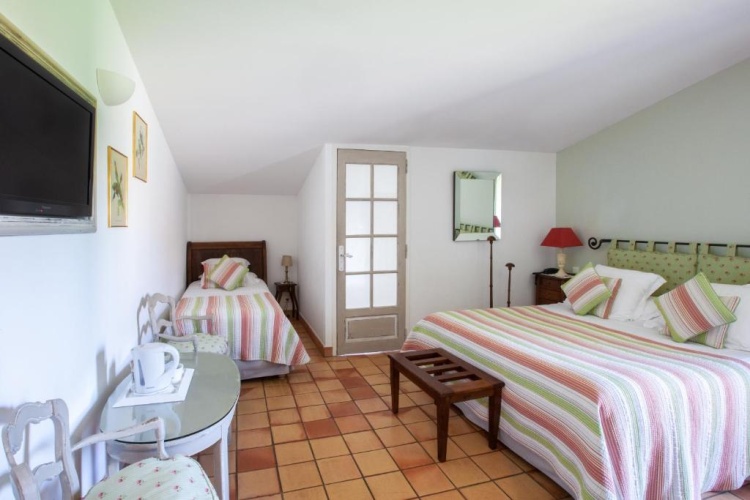 Superior Triple room