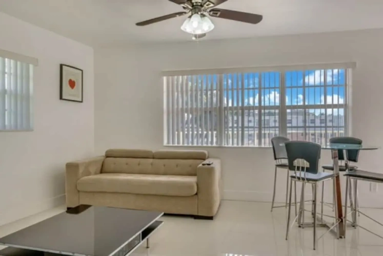 1 Bedroom Apartment