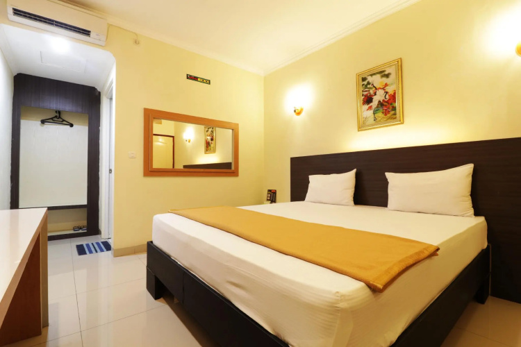 Hotel Golden Sari