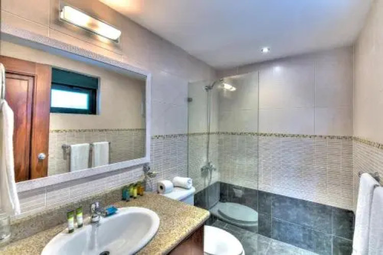 Oceanfront 3 Bdr Apt S-B201