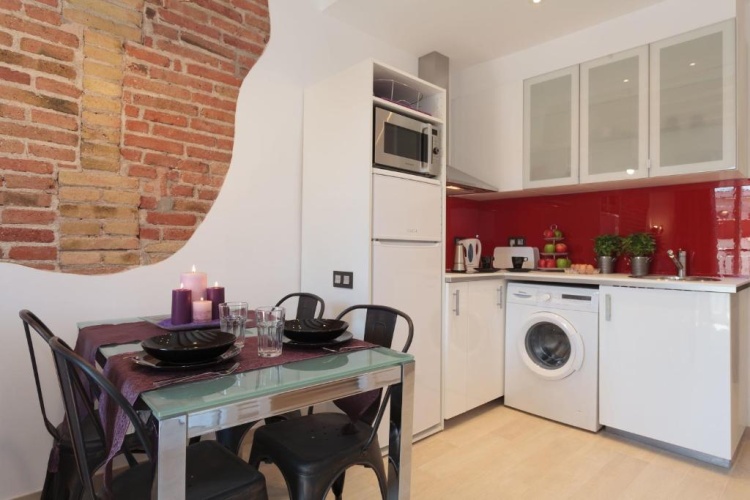 2 Bedrooms Apartment with balcony