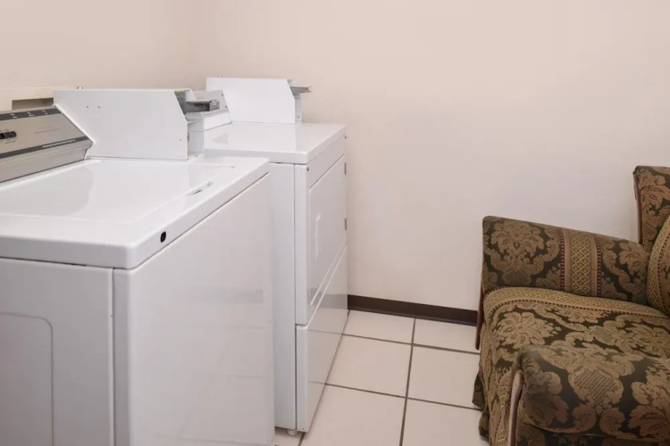 Americas Best Value Inn