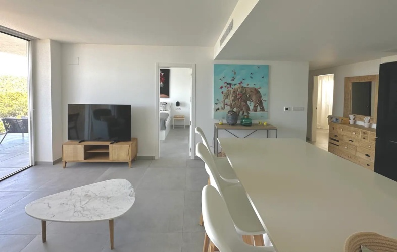 2 Bedrooms Grand Suite with sea view