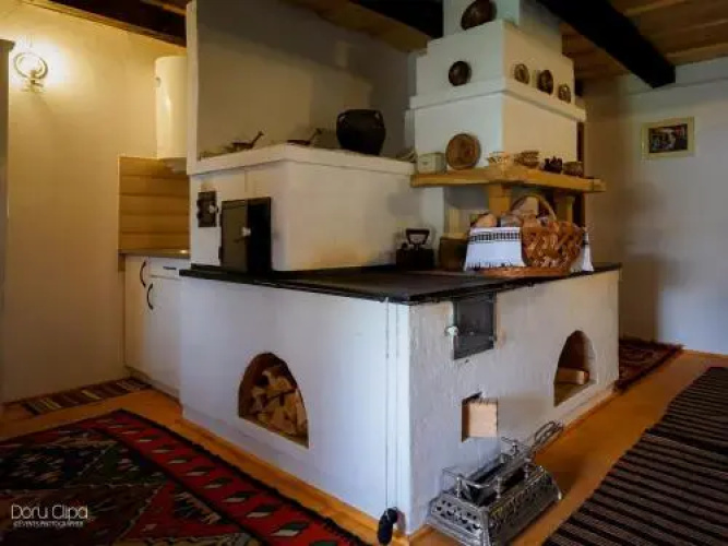 Casa Povestilor