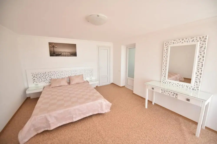 Hotel Chernomorskiy