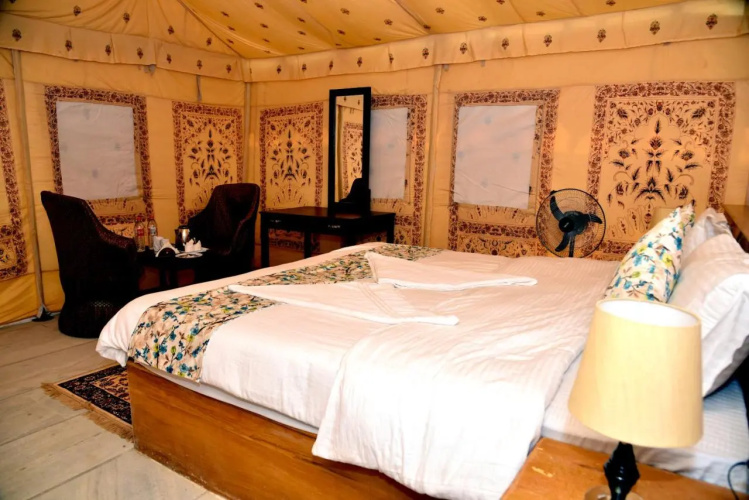 Desert Dream Royal Camp