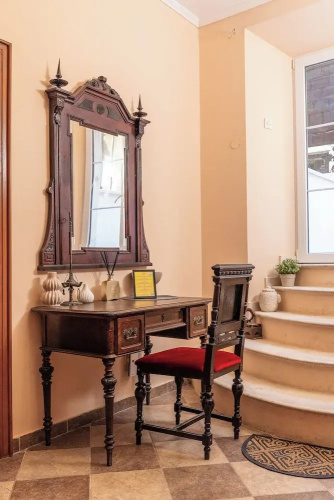 Antaeus Residence