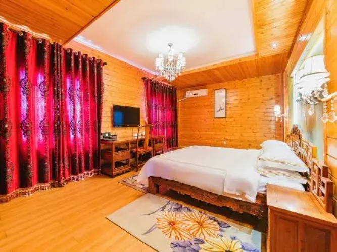 Succeed Hotel