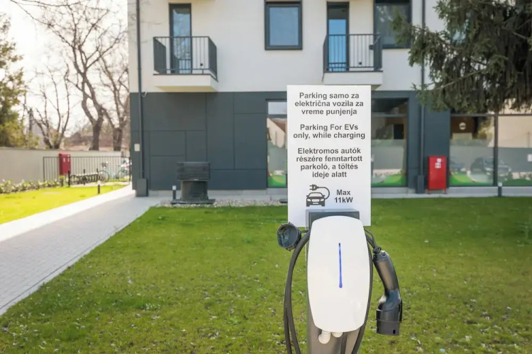 TESLA Residence Subotica