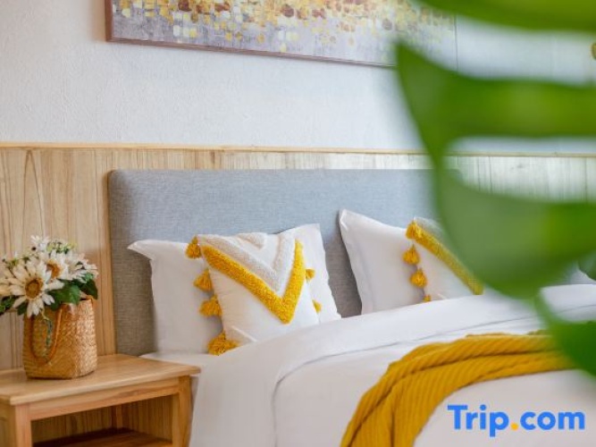 Deluxe Double room with balcony and with lake view