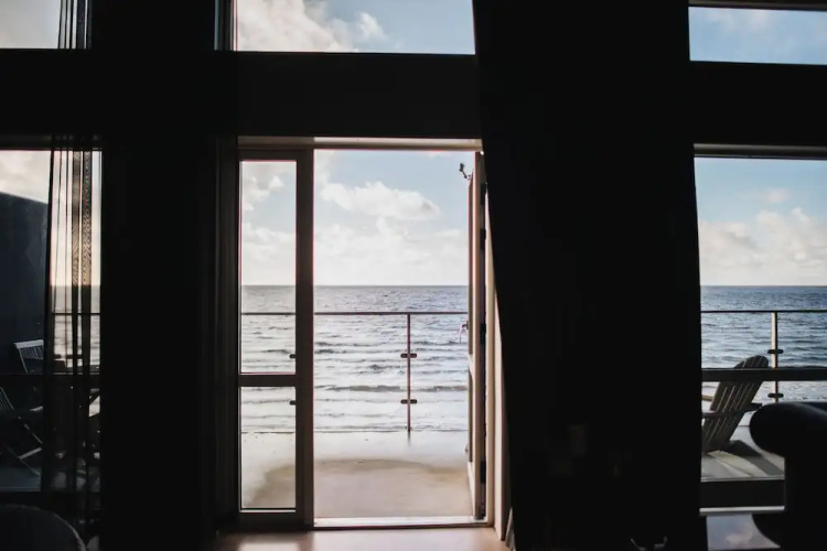 Ocean Hotel