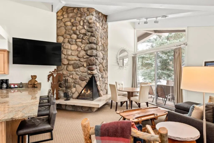 Standard 2 Bedroom - Aspen Alps #115