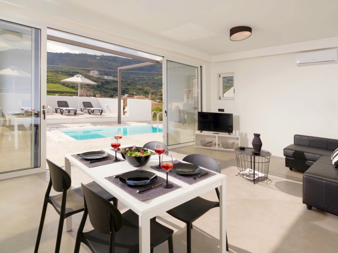 Villa Paradiso 2 With Private Pool