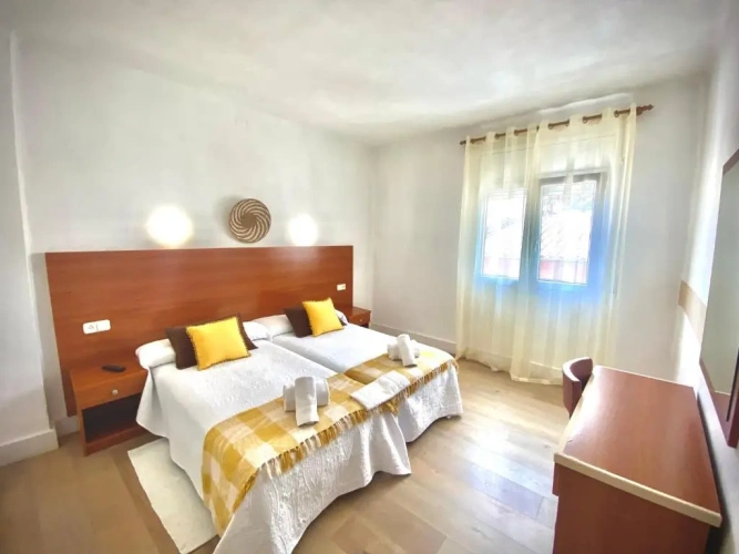 Standard Twin room