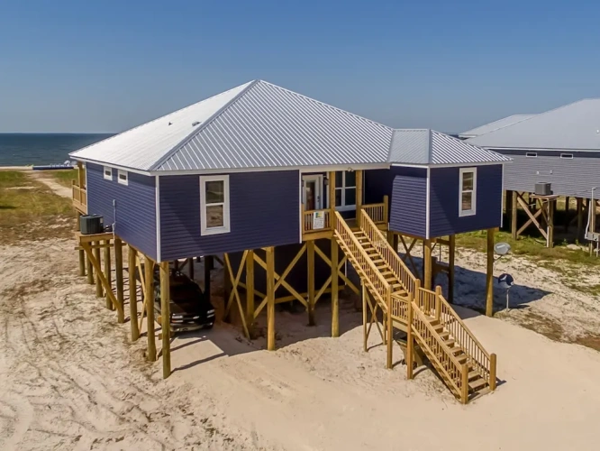 5 Bedrooms Cottage