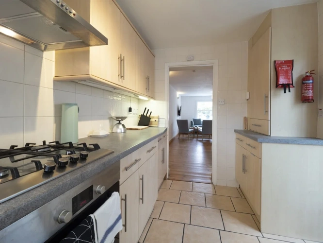 2 Bedrooms Cottage