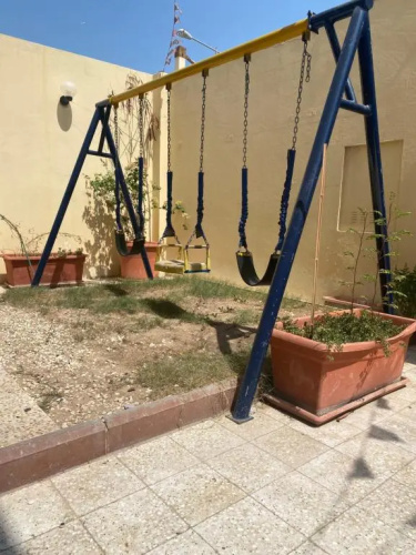 3 Bedrooms With Lovely Front Yard