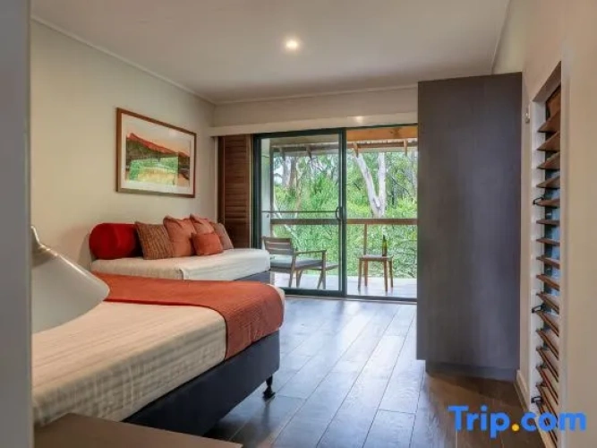 Standard room with river view