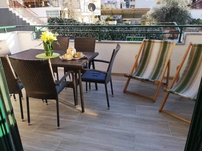3 Bedrooms Apartment with balcony