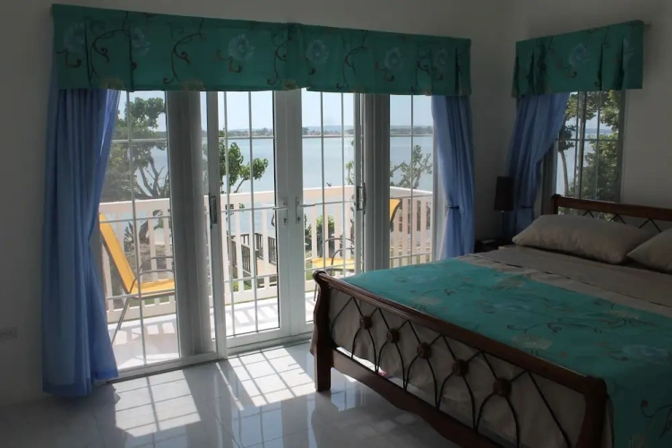 2 Bedrooms Deluxe room beachfront