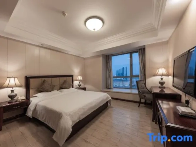 1 Bedroom Suite