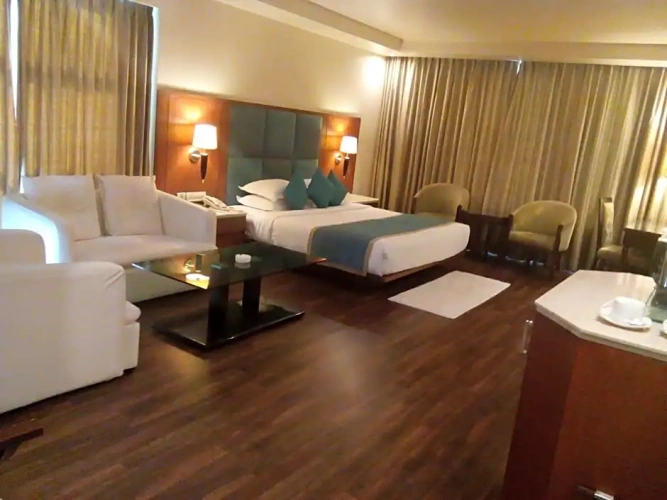 Double Suite