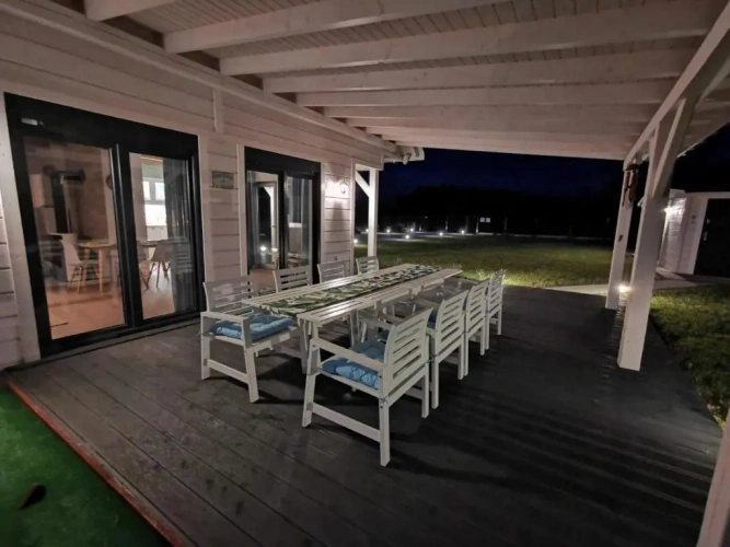 3 Bedrooms Cottage