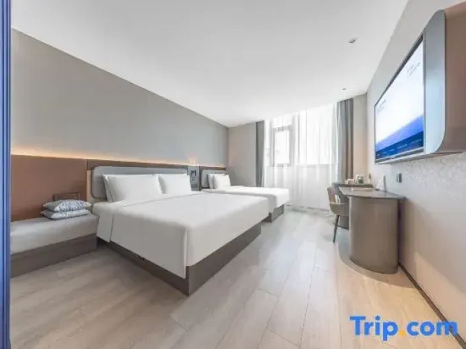 Standard Twin Family room