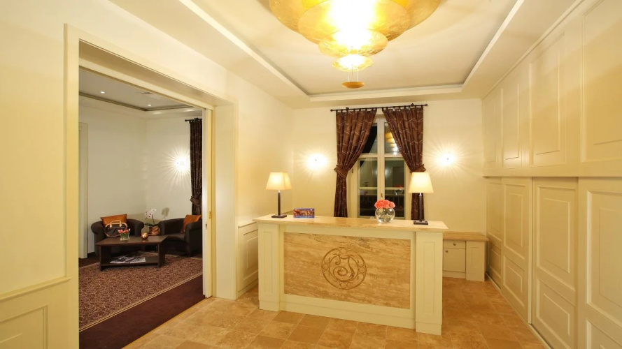 Ipoly Residence