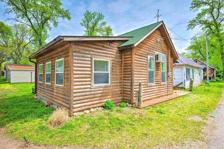 2 Bedrooms Cottage