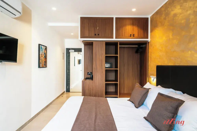 Ta  Guzeppi Boutique Stays by Zzzing